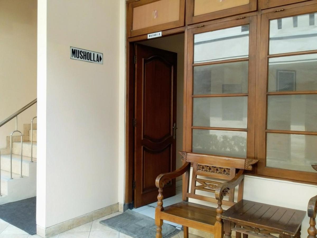 Malioboro Inn Hotel Jogjacarta Exterior foto