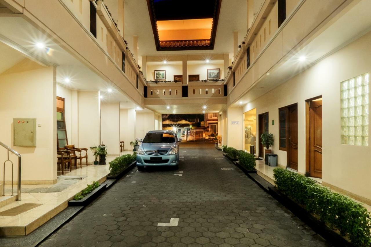 Malioboro Inn Hotel Jogjacarta Exterior foto